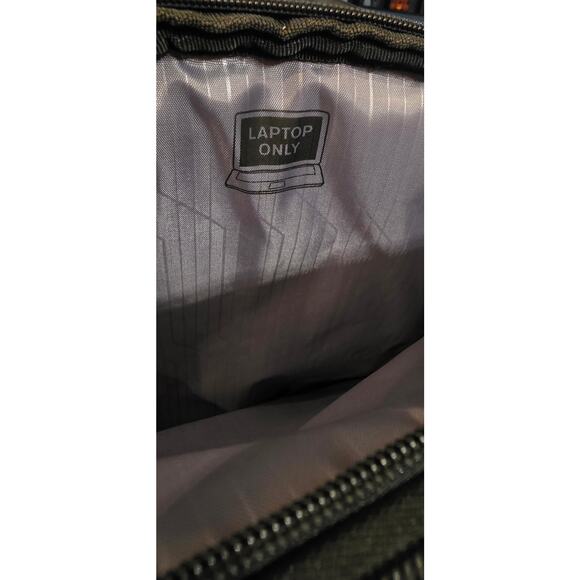 Targus Mobile ViP Carrying(Backpack) for 15.6″ Notebook Checkpoint Friendly NWOT - Picture 10 of 13